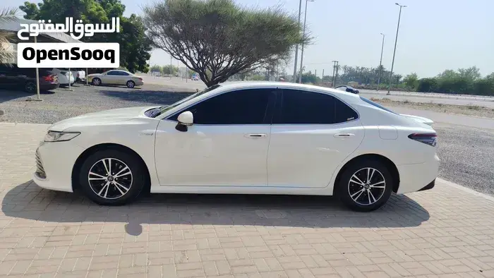 Toyota Camry 2023 photo 4