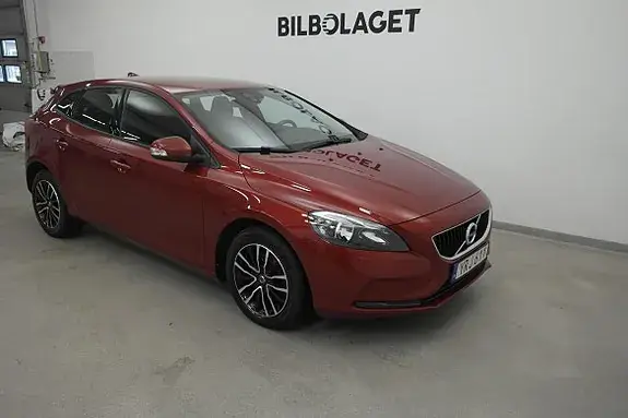 Volvo V40 2018 photo 2