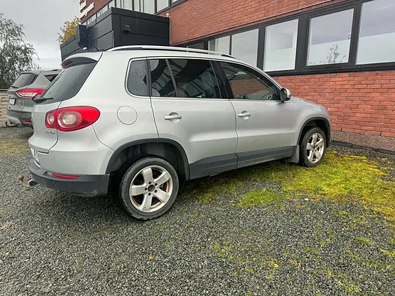 Volkswagen Tiguan 2009 photo 2