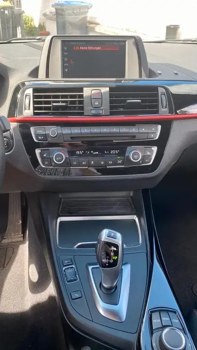 BMW 118I