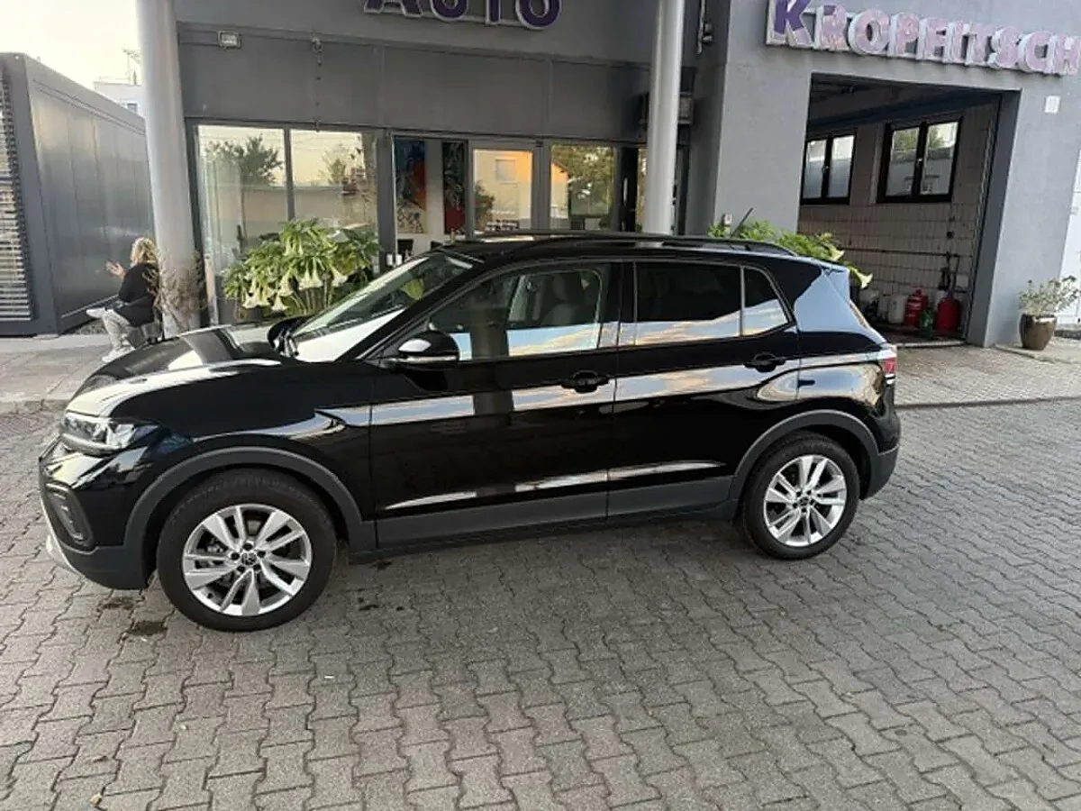 Volkswagen T-Cross 2024 photo 2