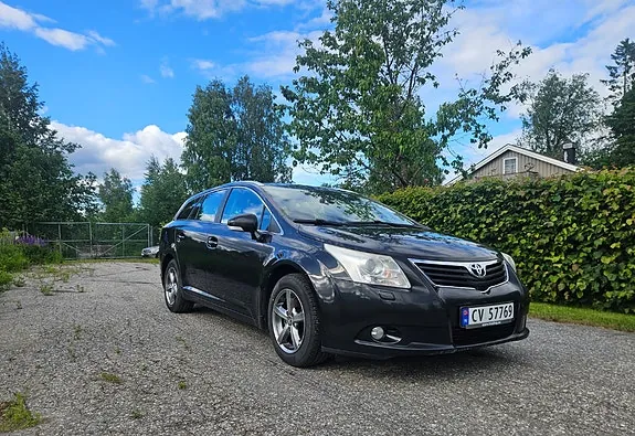Toyota Avensis 2010 photo 5