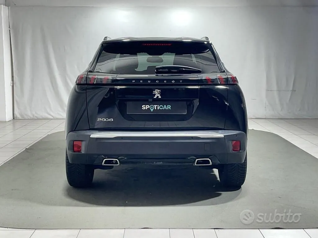 Peugeot 2008 2021 photo 4