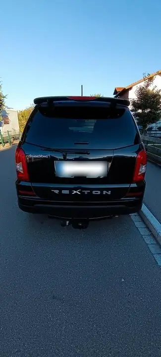 KG Mobility Rexton