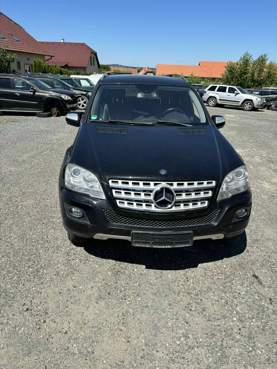 Mercedes-Benz Ml Class photo 5