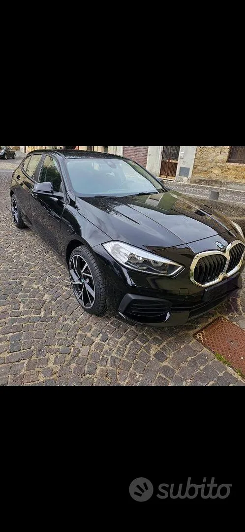 BMW 1 Series 2024 photo 3
