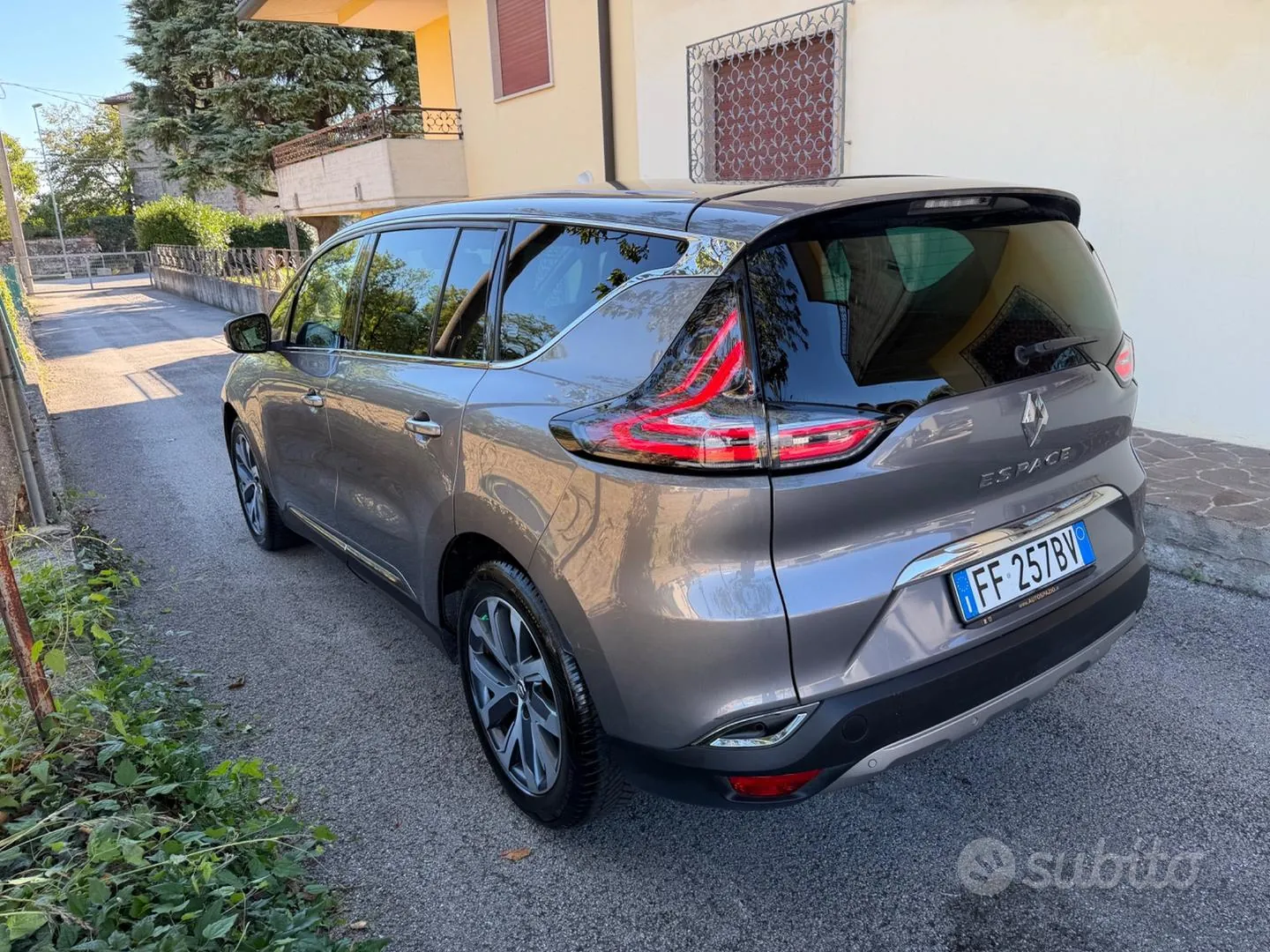 Renault Espace 2016 photo 4