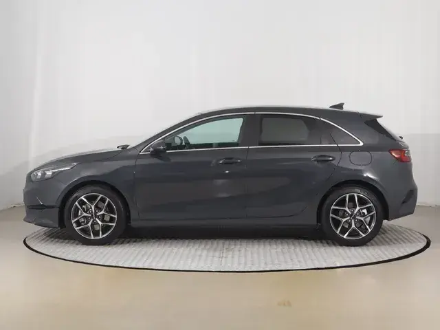 Kia Ceed 2025 photo 2