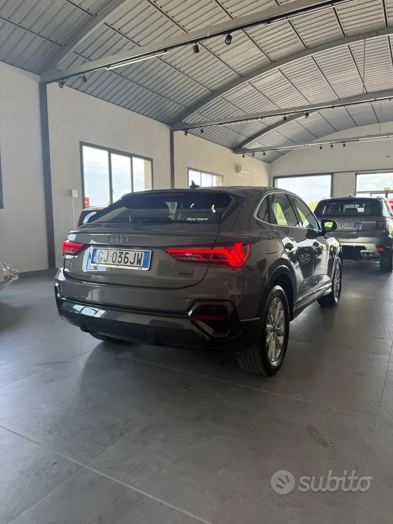 Audi Q3 2022 photo 4
