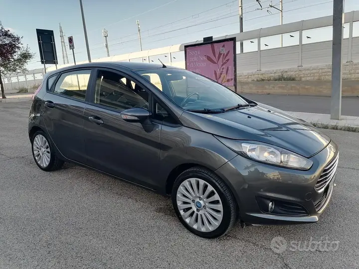 Ford Fiesta 2015 photo 3