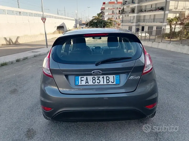 Ford Fiesta 2015 photo 5