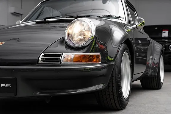 Porsche 911 1976 photo 4