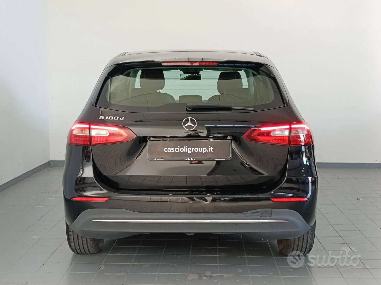 Mercedes-Benz C-Class 2022 photo 4