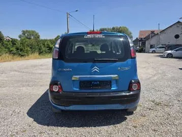 Citroen C3 2011 photo 3