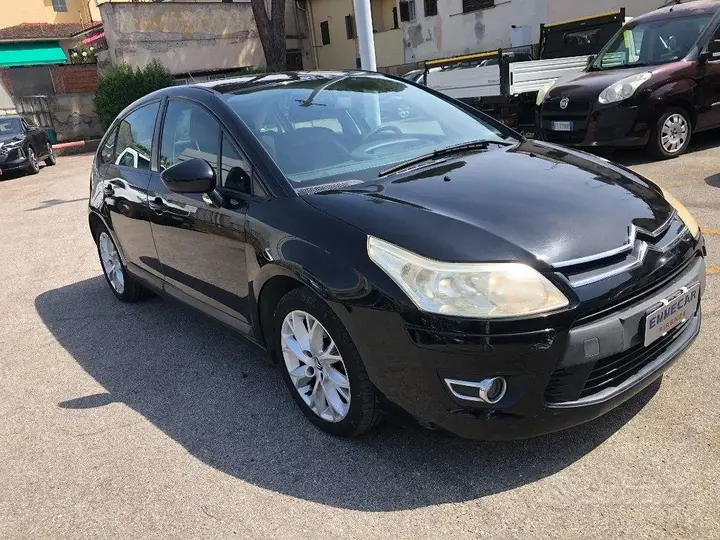 Citroen C4 2010 photo 2