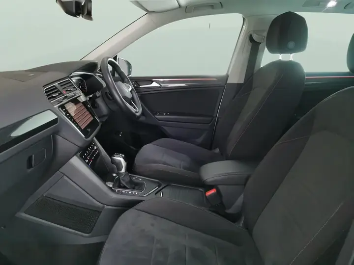 Volkswagen Tiguan 2023 photo 4