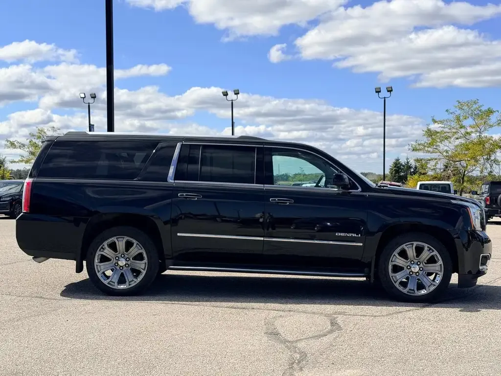 GMC Yukon 2017 photo 4