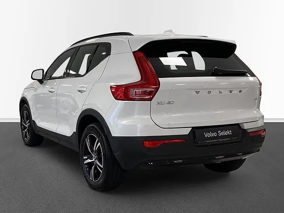 Volvo Xc40 2025 photo 2