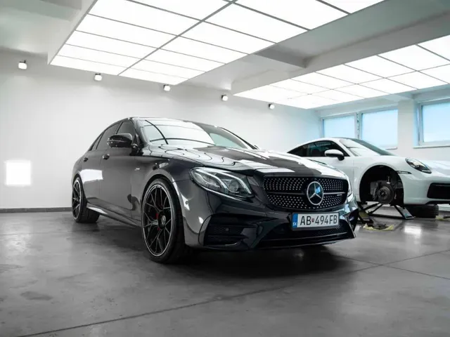 Mercedes-Benz E-Class 2018 photo 2