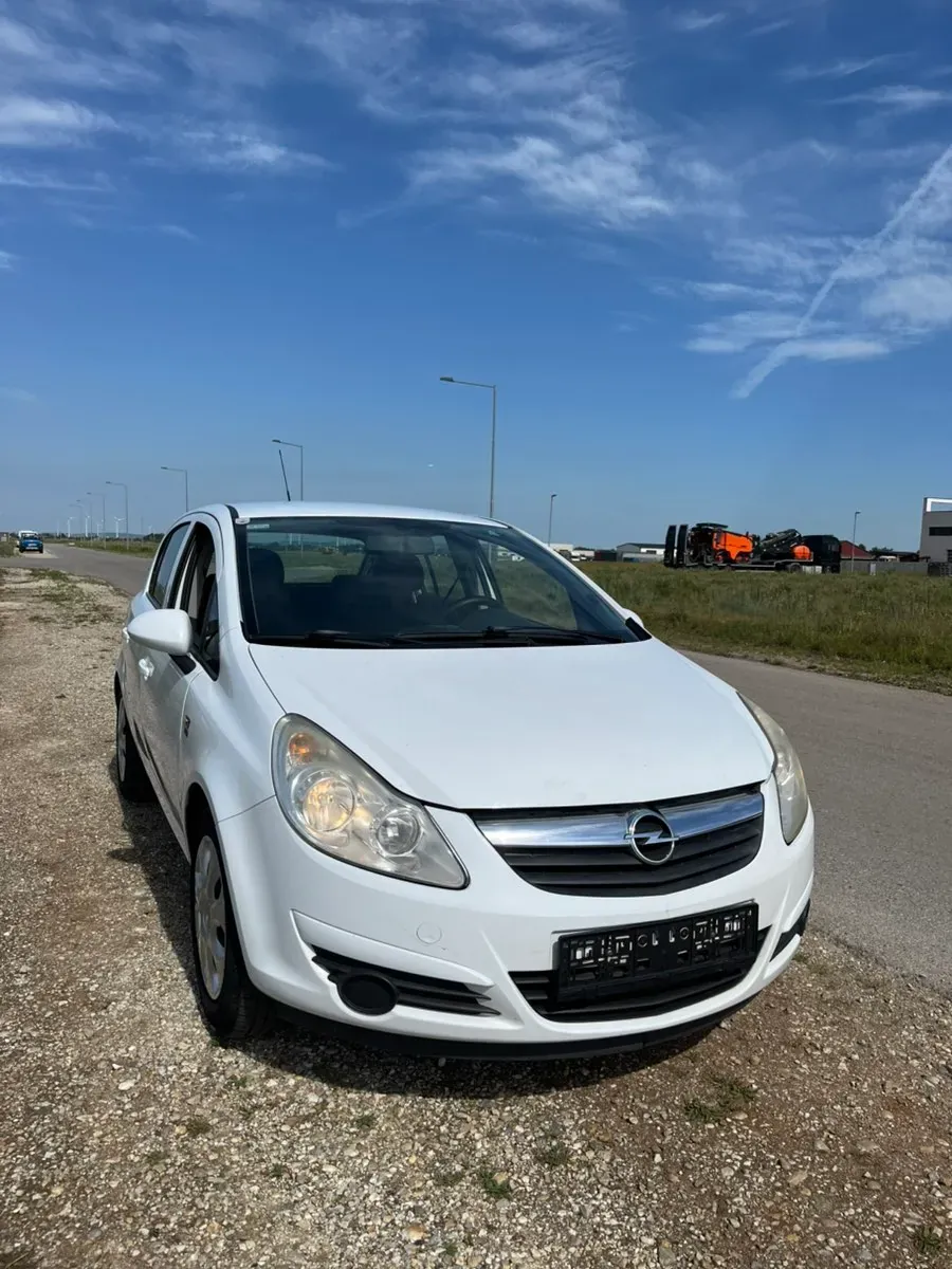Opel Corsa 2009 photo 2