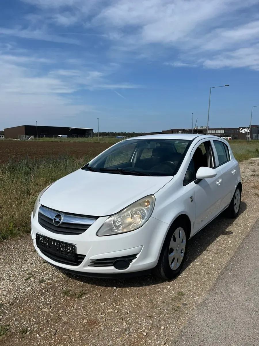 Opel Corsa 2009 photo 3
