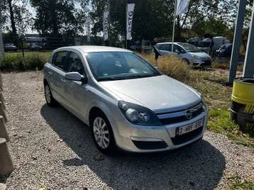 Opel Astra 2004 photo 2