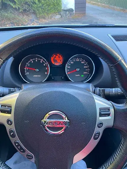 Nissan Qashqai 2009 photo 4