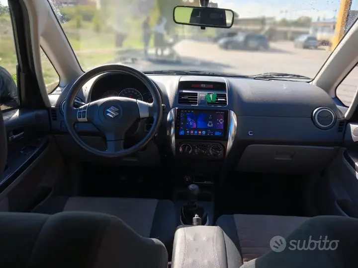 Suzuki Sx4 2010 photo 3