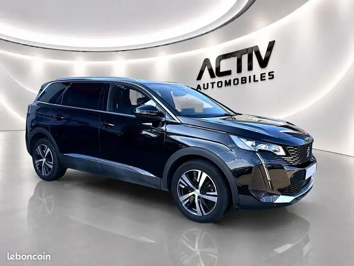Peugeot 5008 2022 photo 3