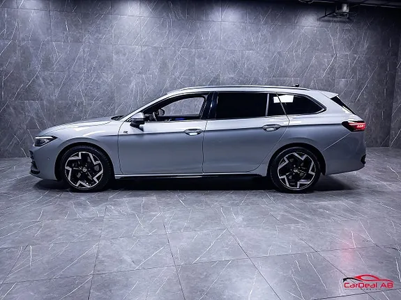 Volkswagen Passat 2025 photo 4