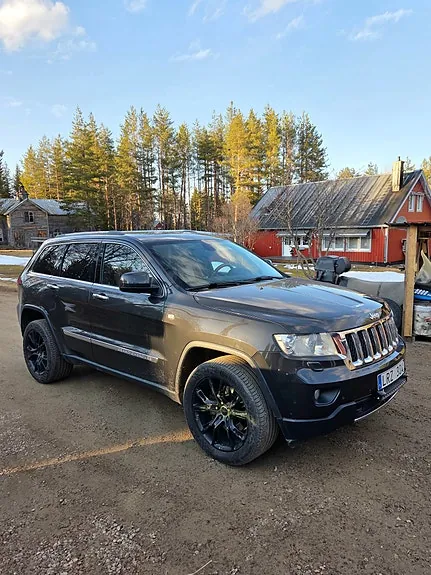 Jeep Grand Cherokee 2012 photo 2