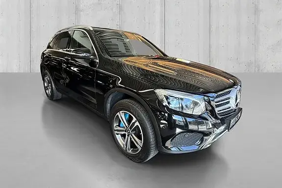 Mercedes-Benz Glc 350 E 2017 photo 2