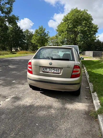 Skoda Fabia 2005 photo 3