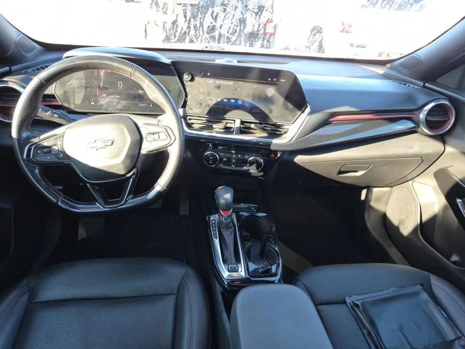 Chevrolet Trax 2024 photo 2