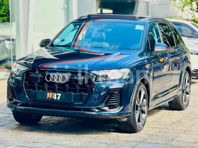 Audi Q7 2025 photo 3
