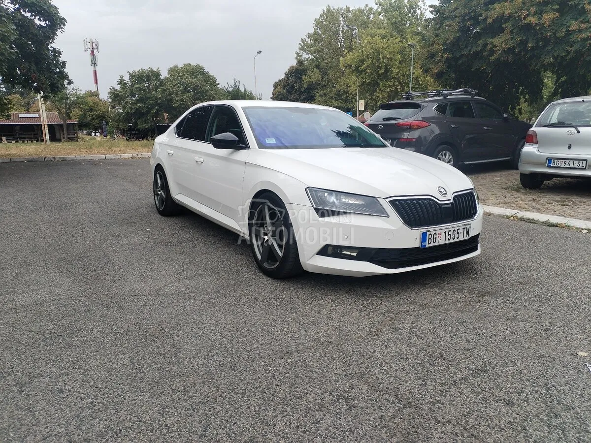 Skoda Superb 2018 photo 3