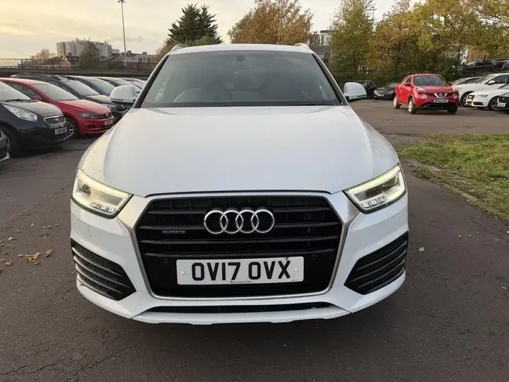 Audi Q3 2017 photo 3