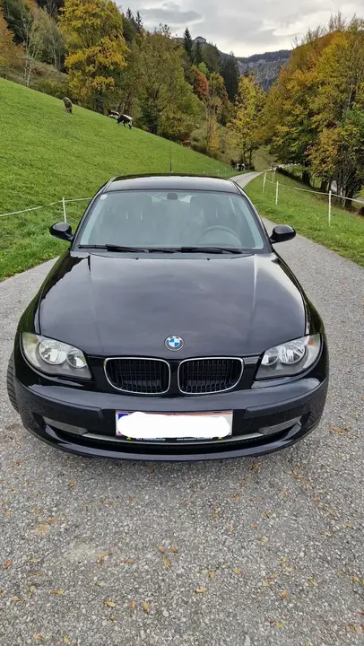 BMW 1 Series 2009 photo 2