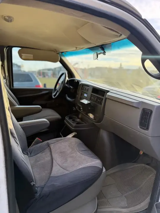 GMC Savana