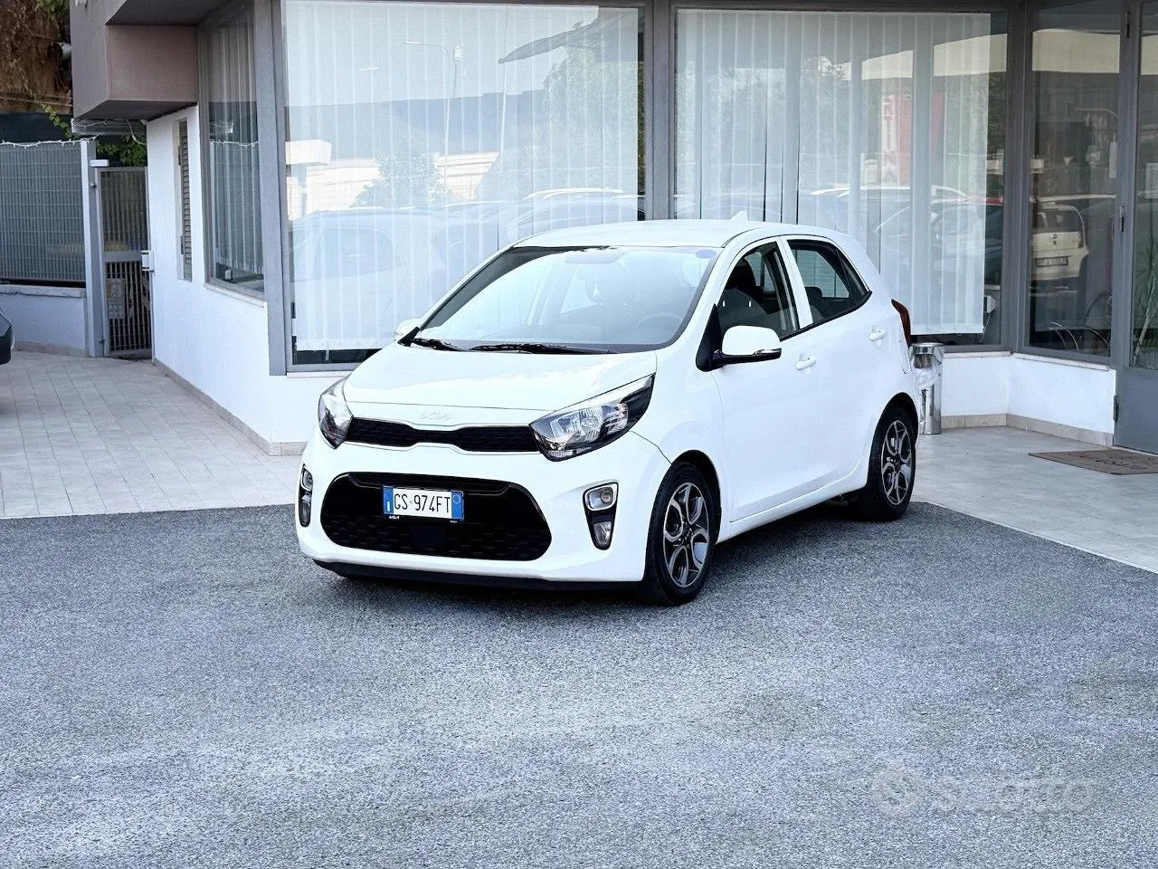 Kia Picanto 2023 photo 3