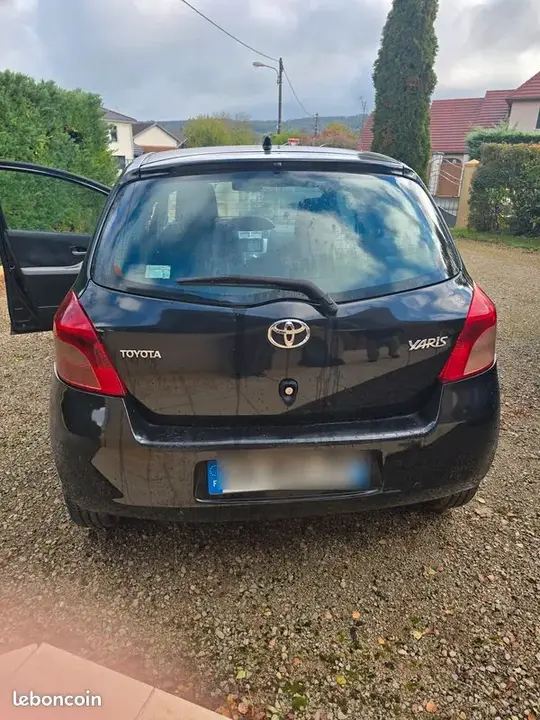Toyota Yaris 2008 photo 2