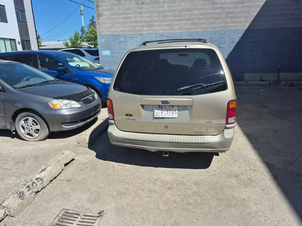 Ford Windstar 1999 photo 5
