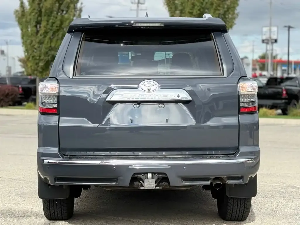 Toyota 4Runner 2024 photo 4