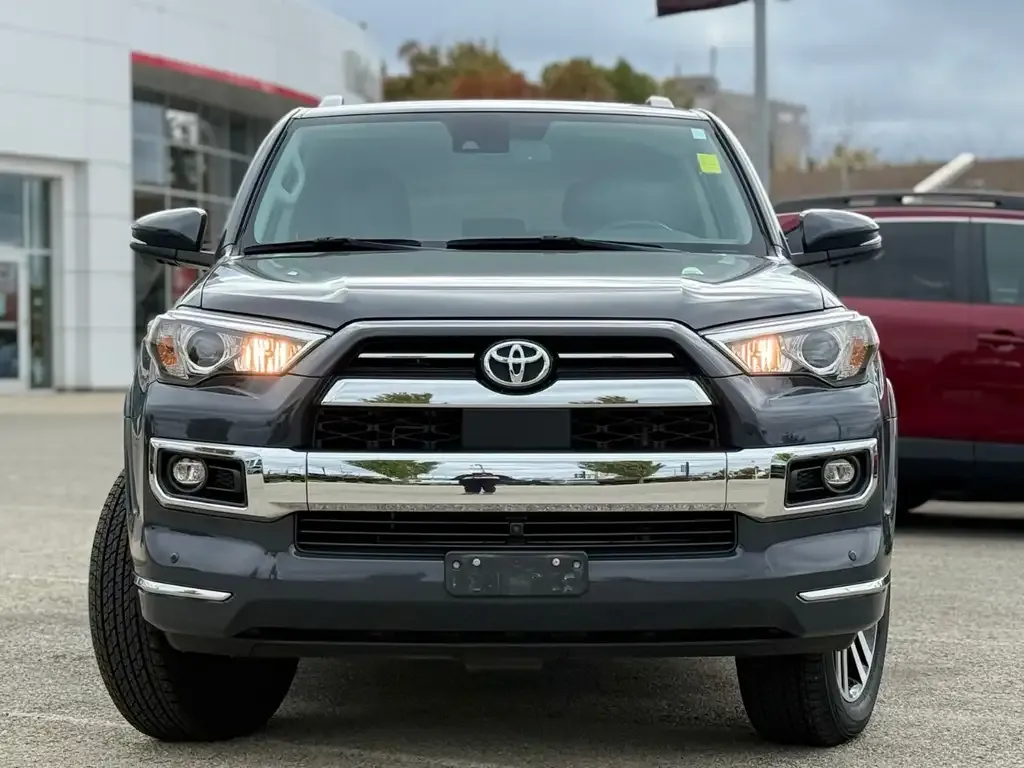 Toyota 4Runner 2024 photo 2