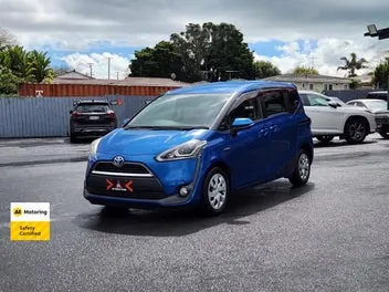 Toyota Sienta 2015 photo 4