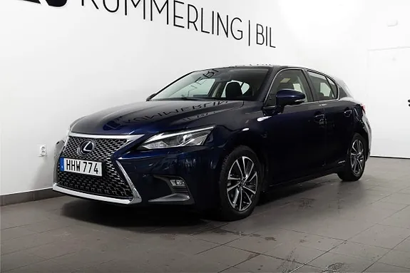 Lexus Ct200H 2018 photo 2