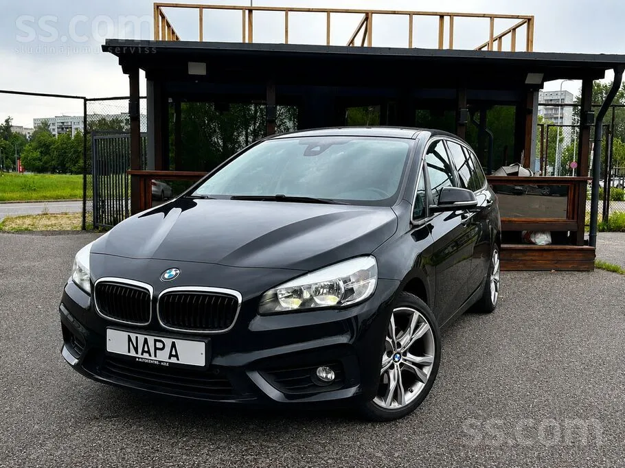 BMW 216