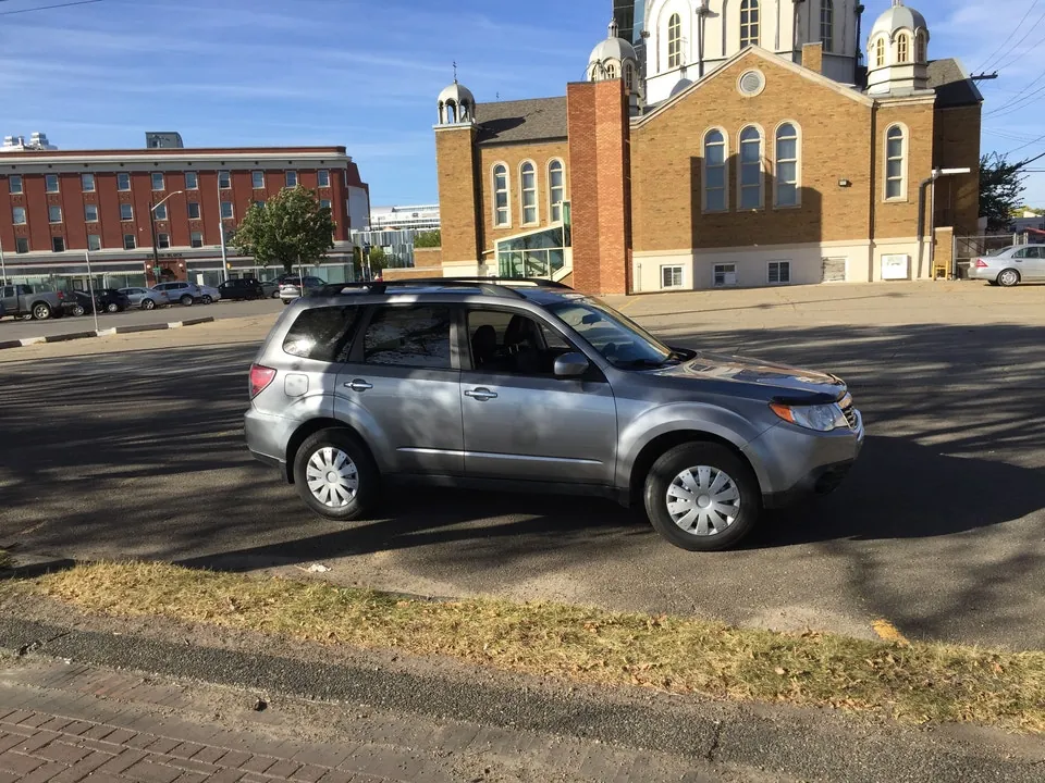 Subaru Forester 2009 photo 2