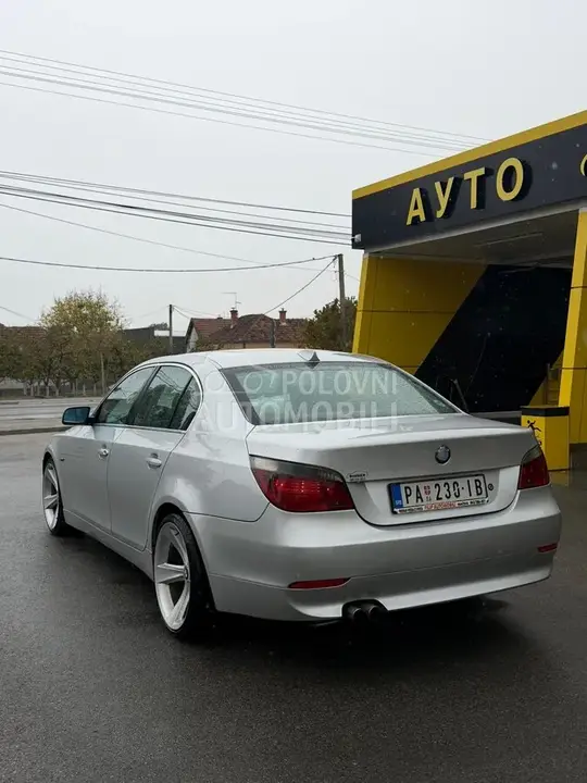 BMW 530 2004 photo 3