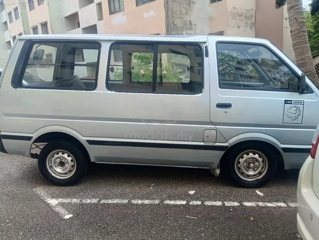 Nissan Vanette